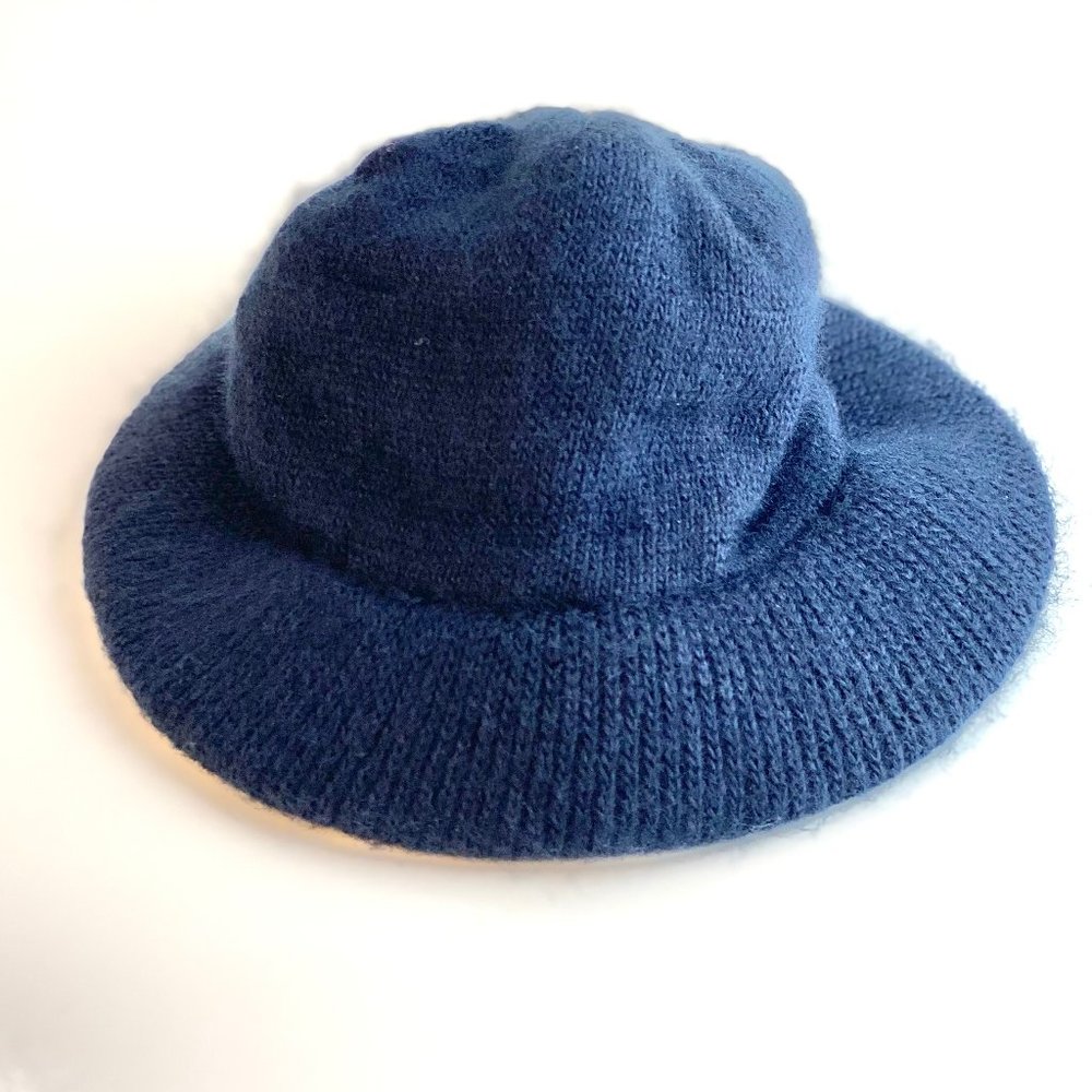 Vintage Aris 70's or 80's Knit Bucket Hat